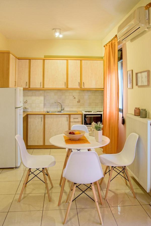 Appartement Sunny City Studio à Kalamata Extérieur photo